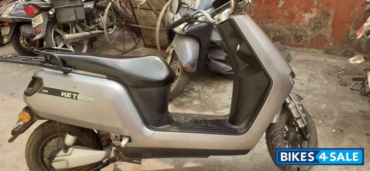 Grey Ketron GT 80 R LX