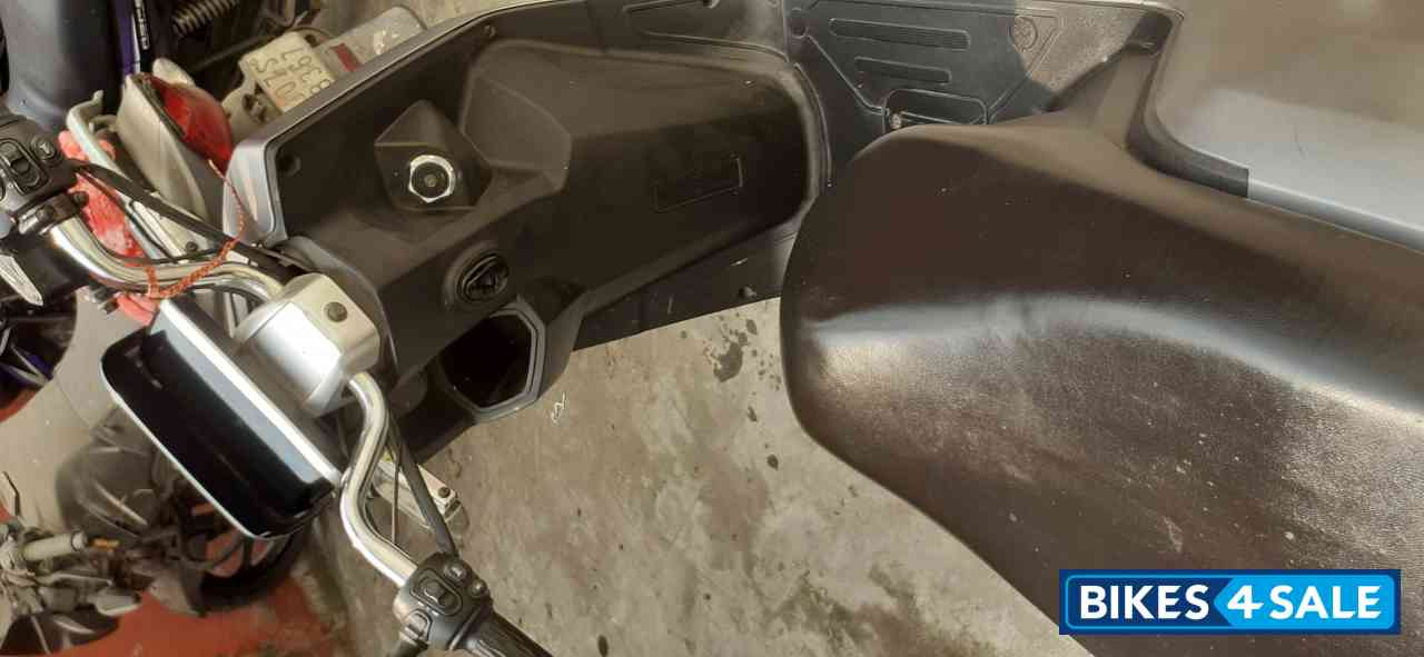 Grey Ketron GT 80 R LX