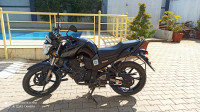 Balck Yamaha FZ16