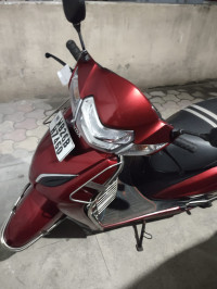 Red Honda Activa 5G