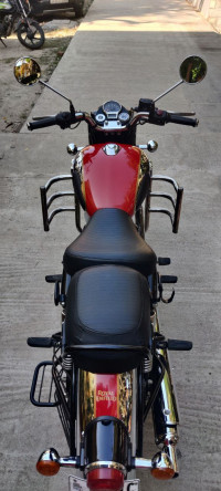 Red Royal Enfield Classic 350 2021