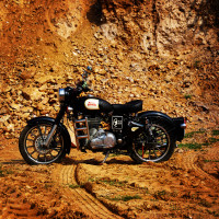 Black Royal Enfield Classic 350