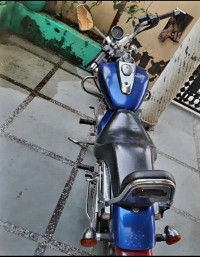 Pblue Bajaj Avenger 220 DTS-i