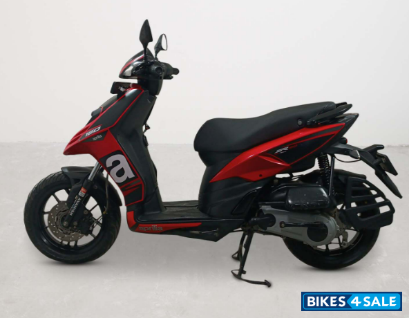 Aprilia SR RST 160