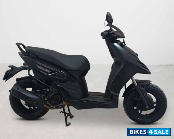 Aprilia Storm 125