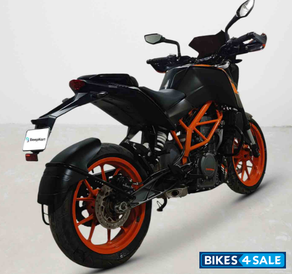 KTM Duke 390