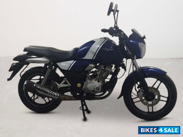 Bajaj V15