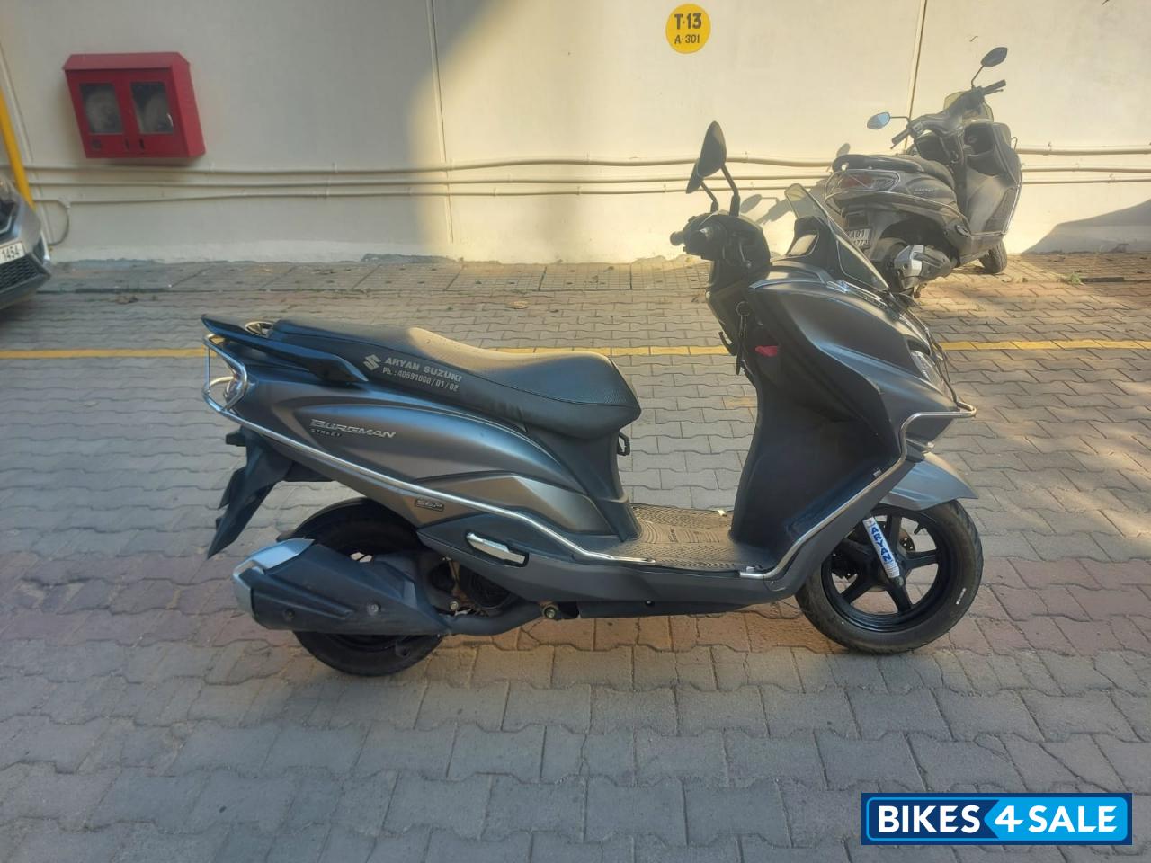 Suzuki Burgman Street