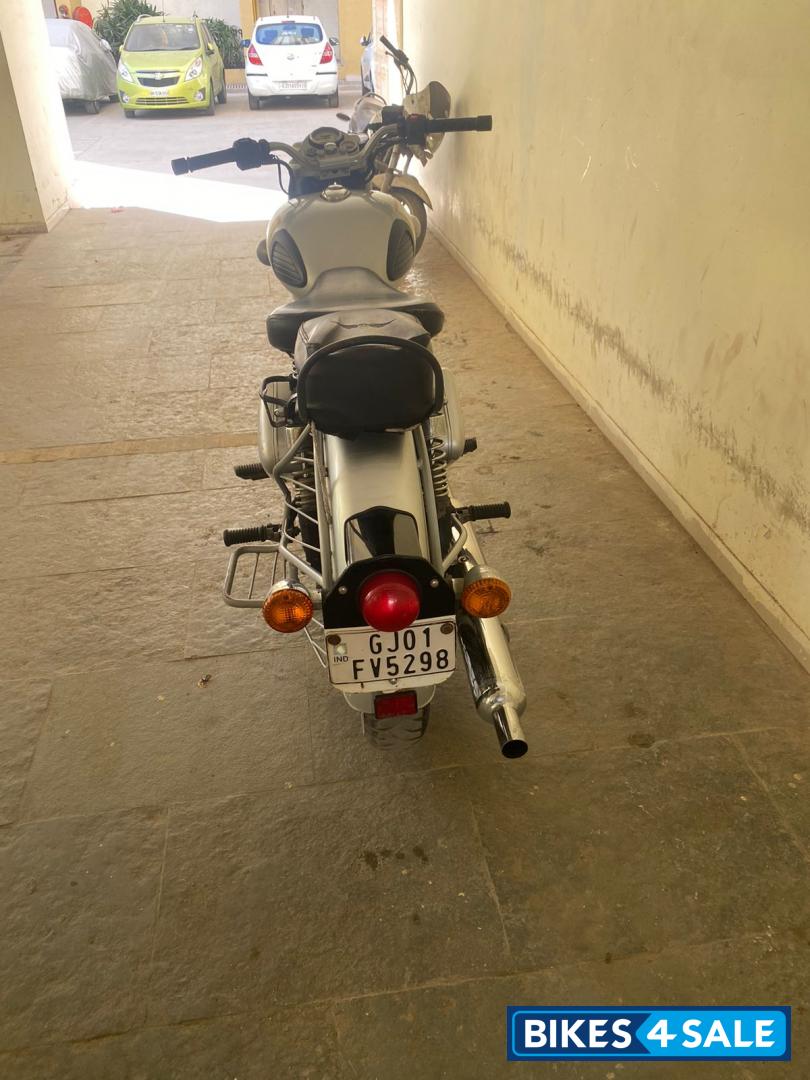 Royal Enfield Classic 350