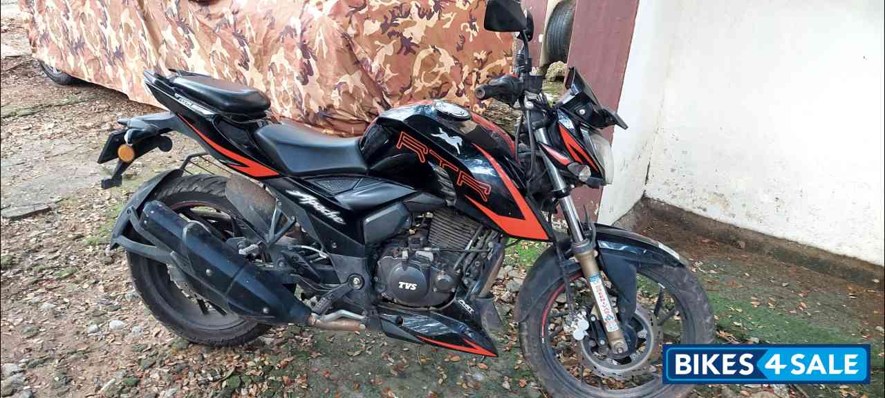TVS Apache RTR 200 4V ABS