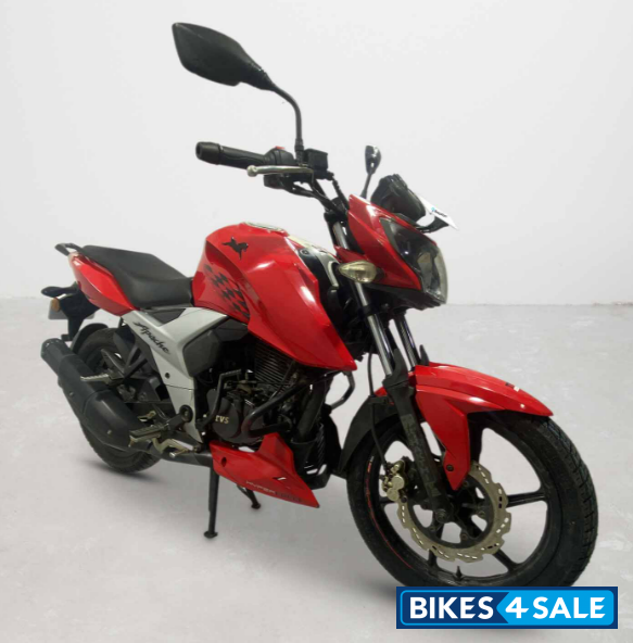 TVS Apache RTR 160 4V