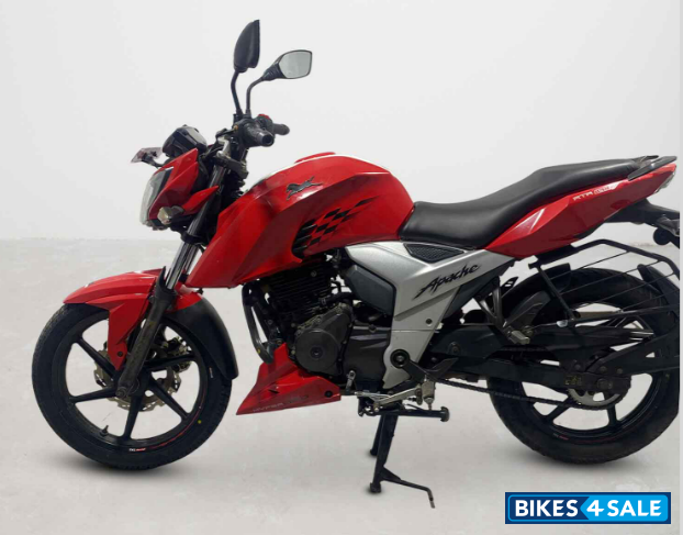 TVS Apache RTR 160 4V