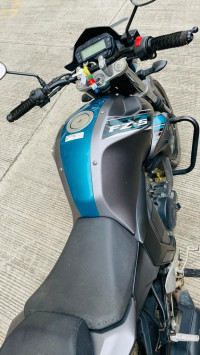 Yamaha FZ FI V2
