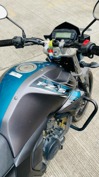 Yamaha FZ FI V2