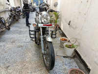 Silver Royal Enfield Bullet Electra Twinspark