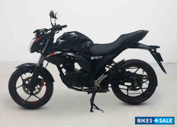 Suzuki Gixxer 150
