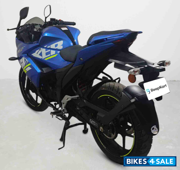 Suzuki Gixxer SF