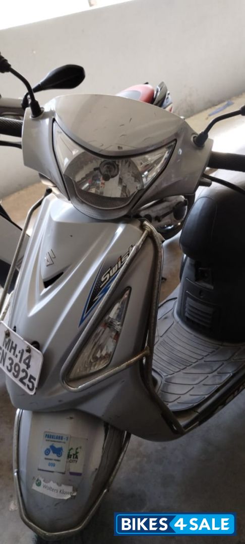 Black And Gray Suzuki Swish