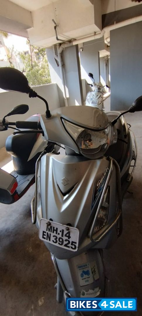 Black And Gray Suzuki Swish