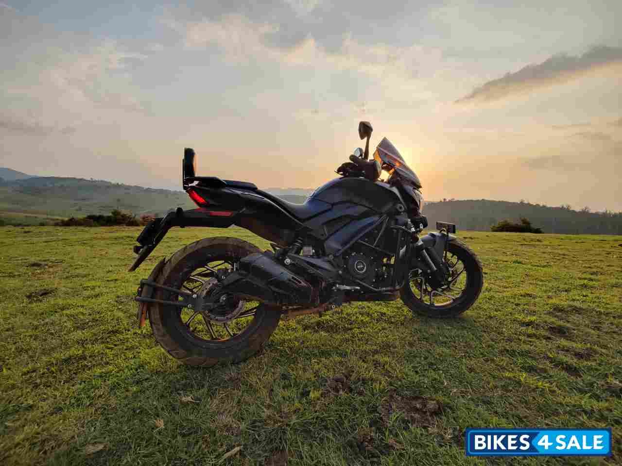 Black Bajaj Dominar 400 ABS BS6