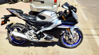 Matalic Grey Yamaha YZF R1M