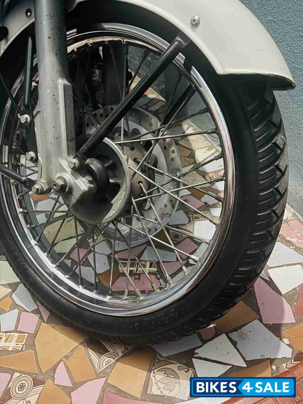 Ash (white) Royal Enfield Classic 350
