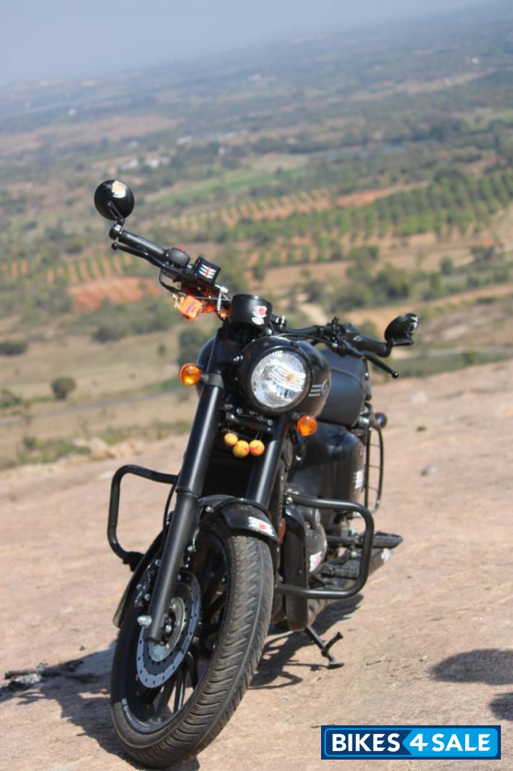 Black Jawa 350 Java 42 dual ABS V1 ALISTER BLACK Black Jawa 350 Java 42 dual ABS V1 ALISTER BLACK