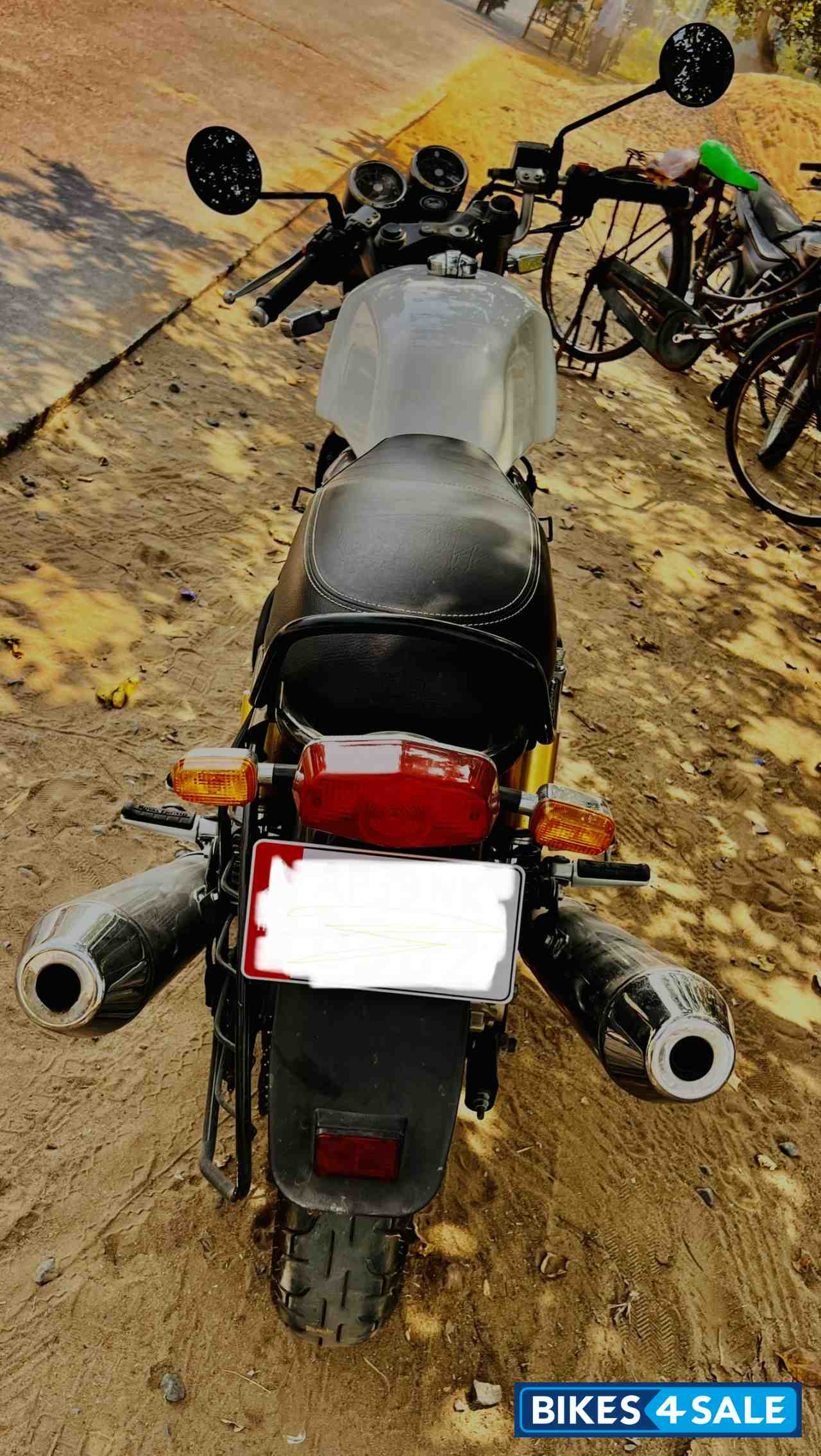 Dux Deluxe Royal Enfield Continental GT 650