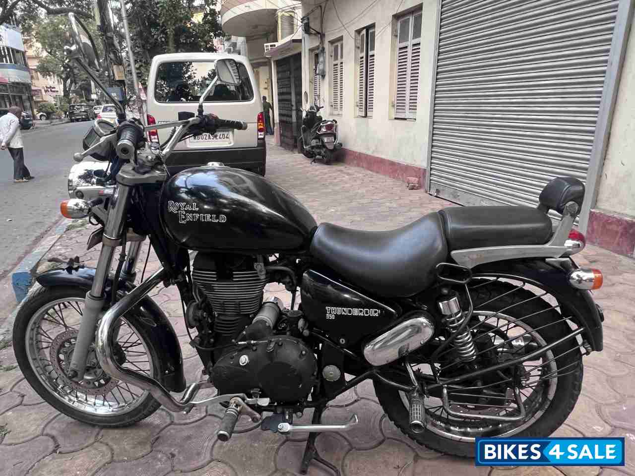 Flicker Royal Enfield Thunderbird 350