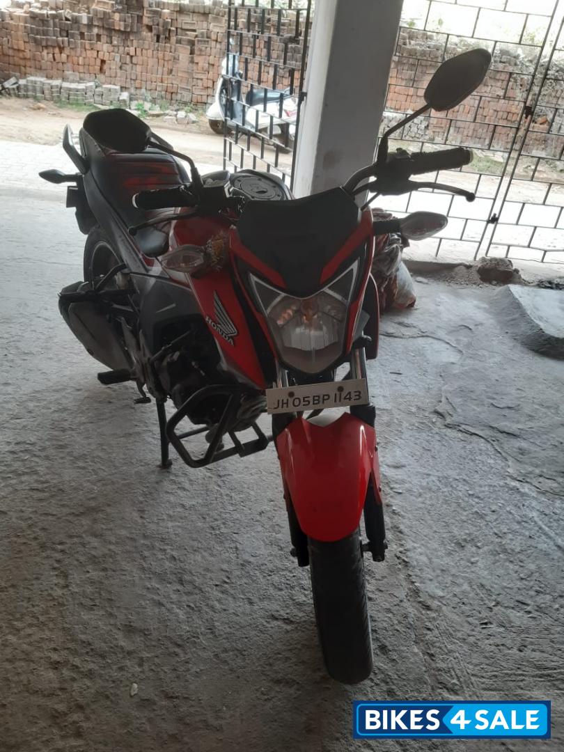 Honda CB Hornet 160R ABS