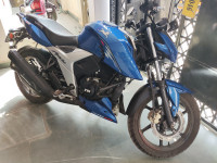 Blue TVS Apache RTR 160 4V