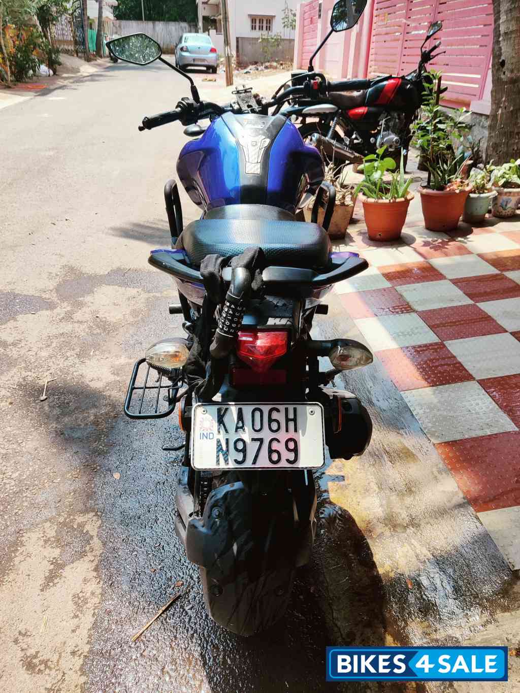 Blue Yamaha FZ FI V3 BS6