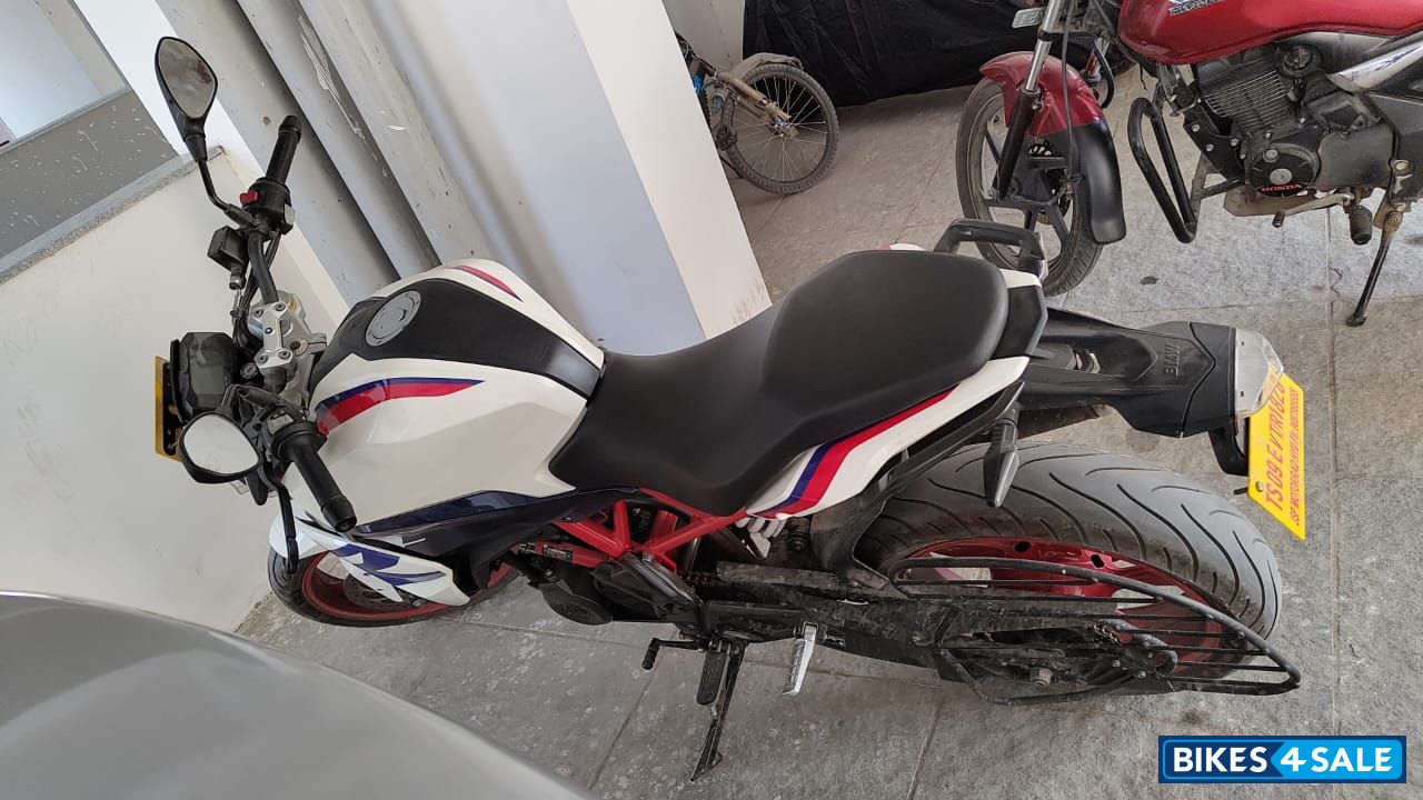 BMW G 310 R BS6