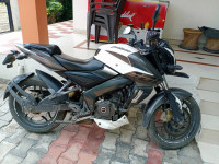 White Colour Bajaj Pulsar 200 NS ABS