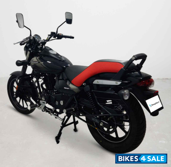 Bajaj Avenger Street 160