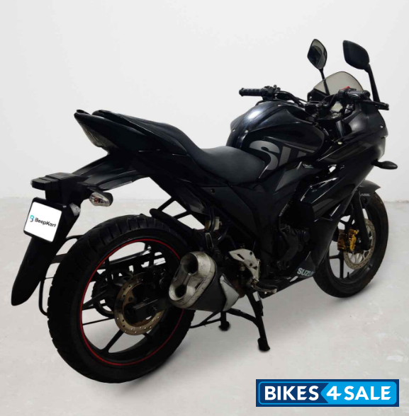 Suzuki Gixxer SF