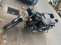 Black Royal Enfield Thunderbird 500