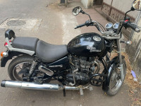 Black Royal Enfield Thunderbird 500