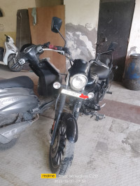 Black Bajaj Avenger Street 160
