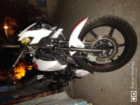 Pearl White TVS Apache RTR 160