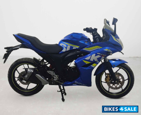 Suzuki Gixxer SF