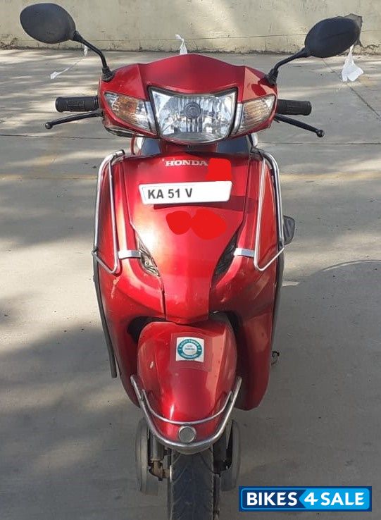 Red Honda Activa
