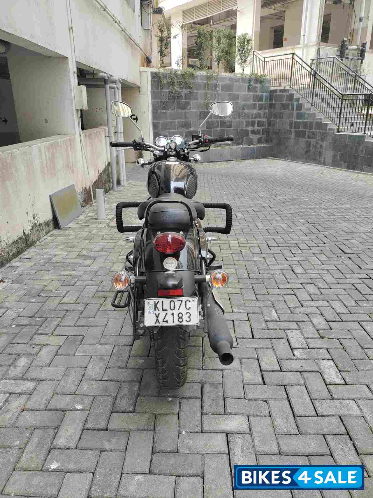 Black Benelli Imperiale 400 BS6 Black Benelli Imperiale 400 BS6