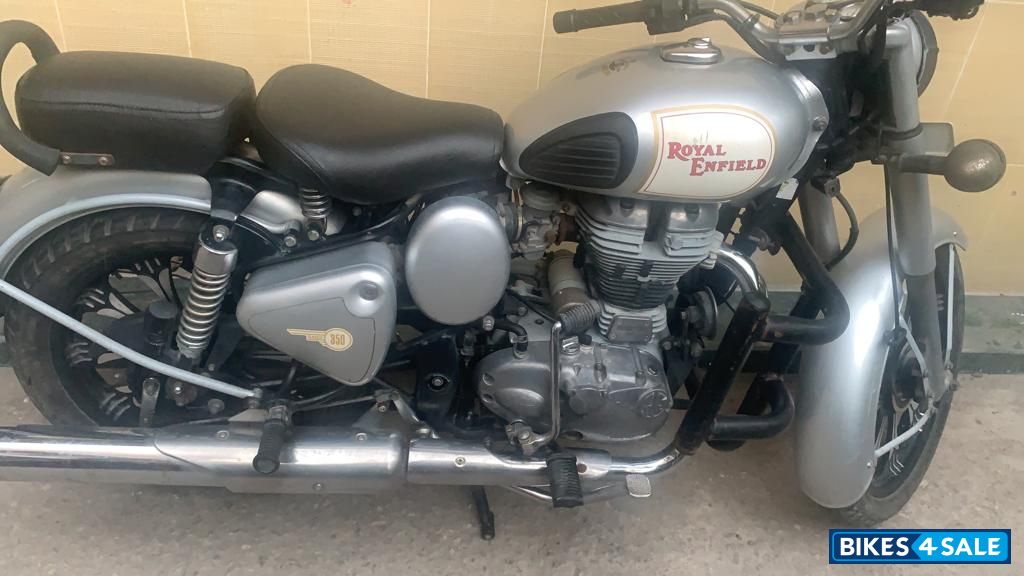 Royal Enfield Classic 350