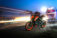 Electric Orange KTM Duke 200 ABS