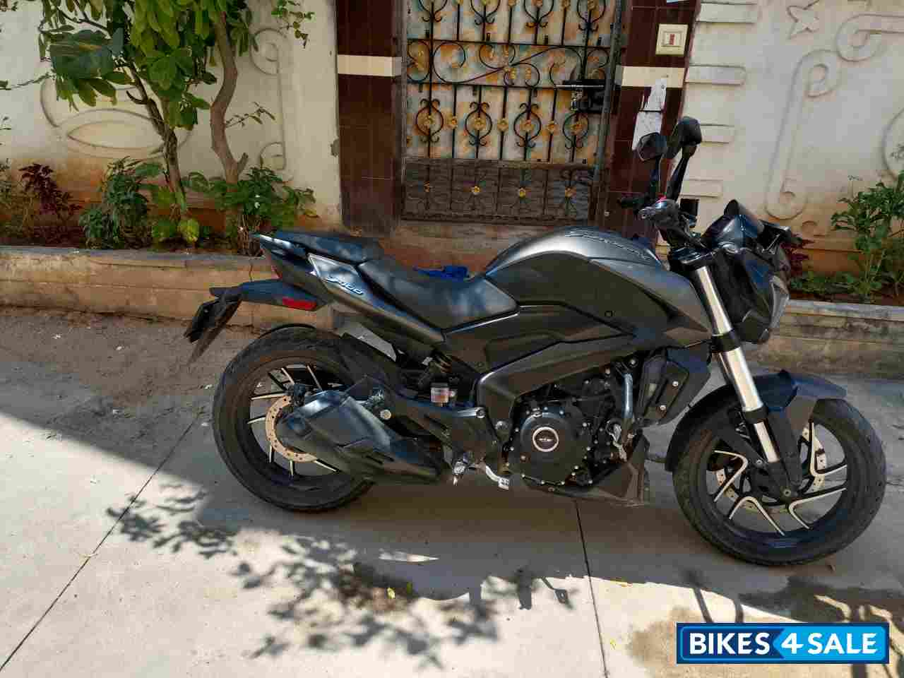 Bajaj Dominar 400 ABS BS6