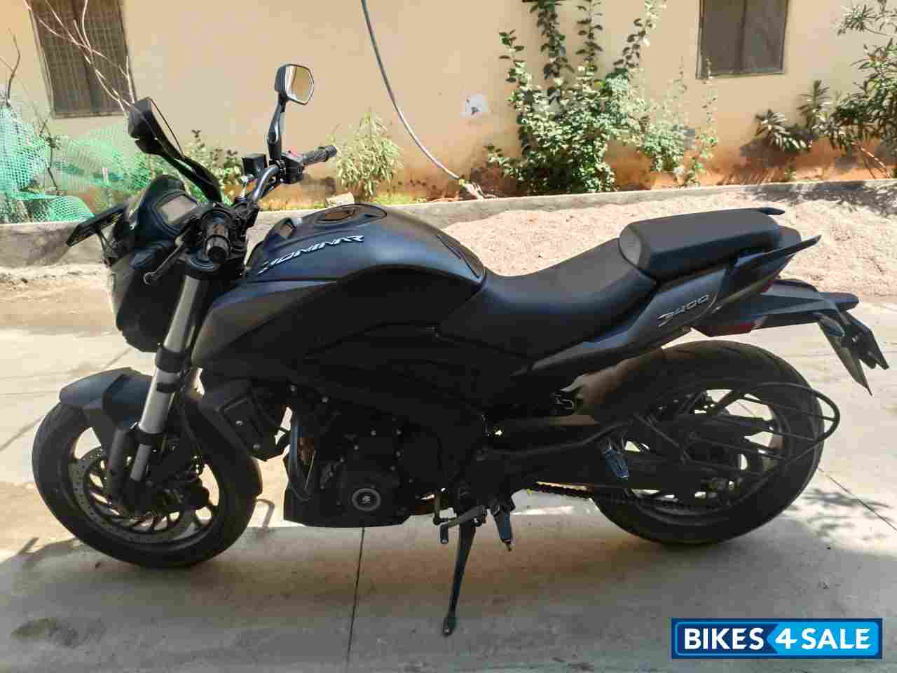 Bajaj Dominar 400 ABS BS6