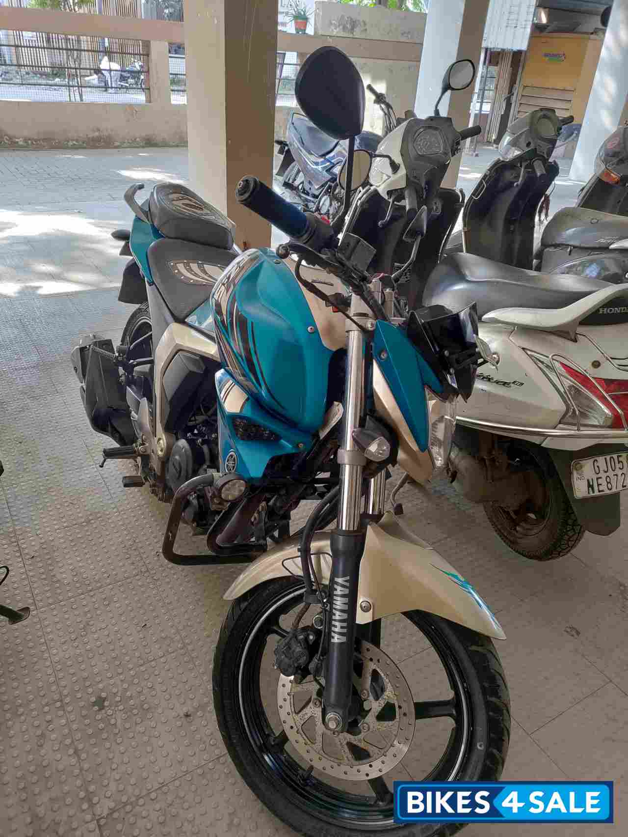 Yamaha FZ-S FI V2 Yamaha FZ-S FI V2