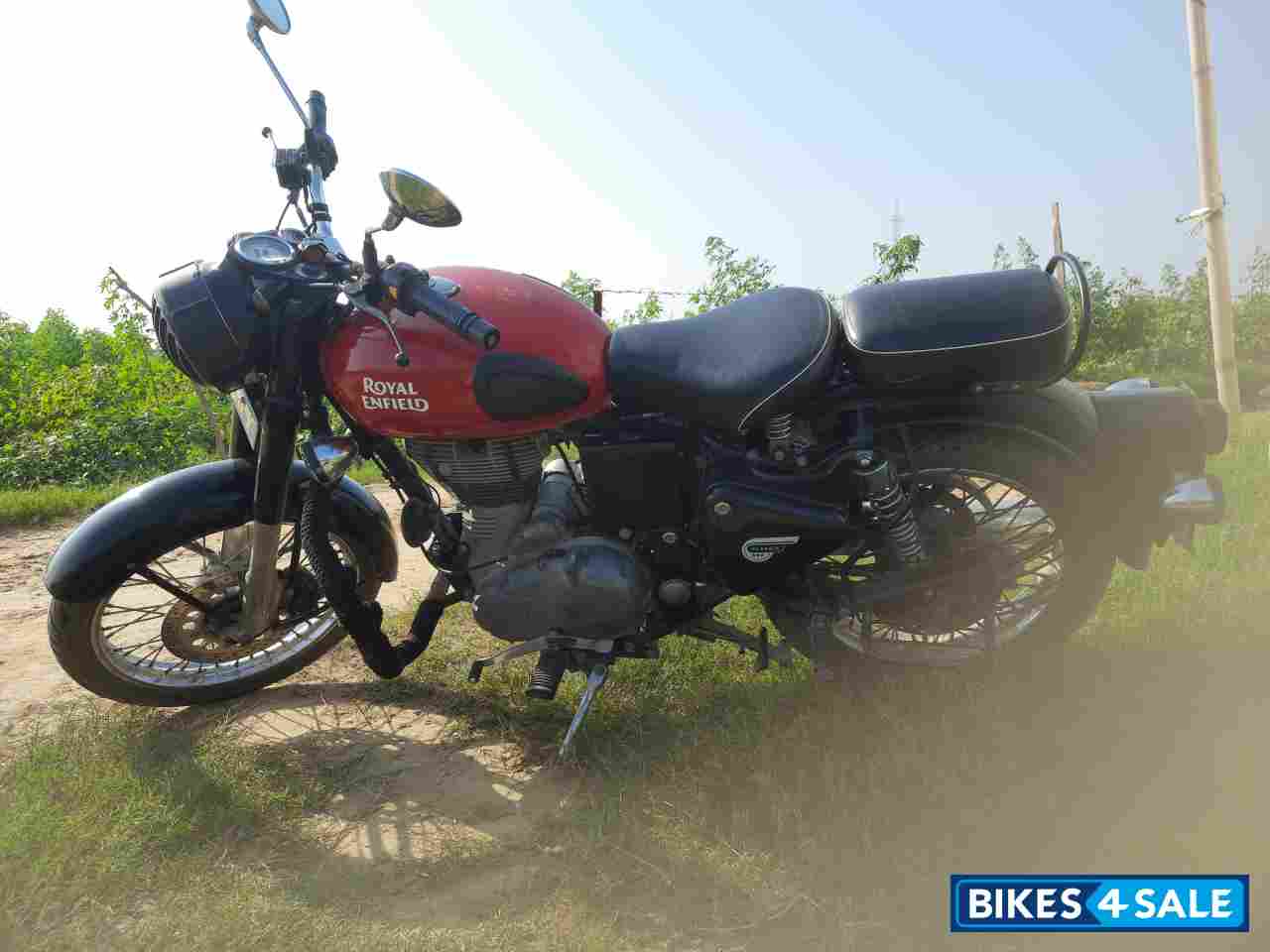 Red Royal Enfield Classic 350 Redditch Red