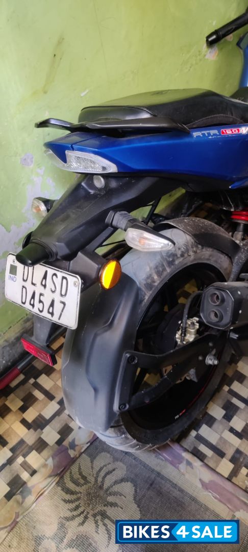 TVS Apache RTR 160 4V BS6